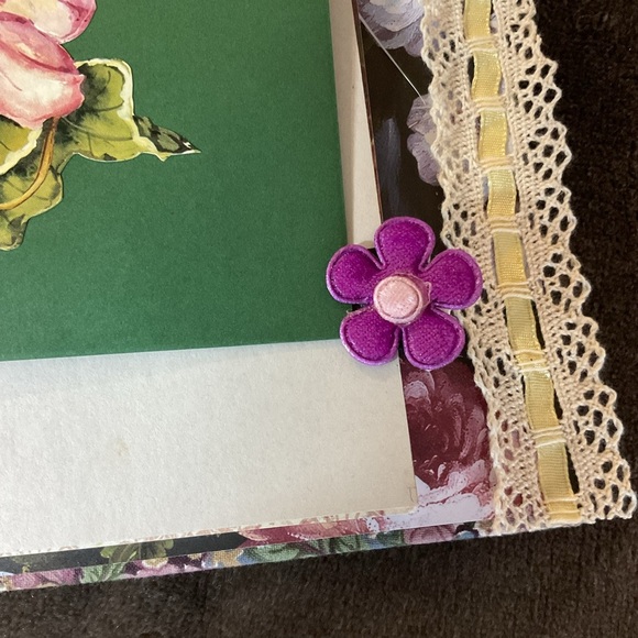 Handmade romantic floral altered binder journal 9” x 6.5” - Picture 16 of 17